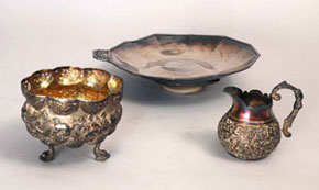 ソルター家の遺品の銀製食器