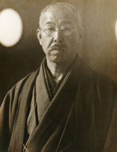 写真１　関靖肖像写真（関家資料　その他1‐4）関東雄氏所蔵　横浜開港資料館保管