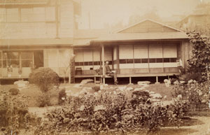 【図５】戸田家か。中央に座っている人物はチェンバレンか