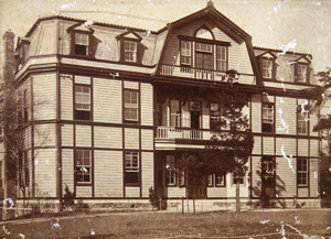 写真３　共立女学校のドリーマス・ホール　横浜共立学園所蔵