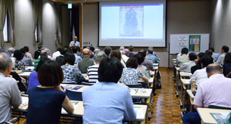 ５月１４日(土)「ハマの大地を創る」展関連講座「吉田新田を学ぶ」第１回「吉田新田の開発」が行われました。