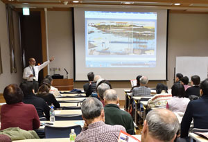 2月16日に「浮世絵でめぐる横浜の名所」展の展示関連講座をおこないました。