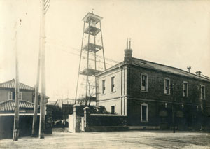 図１　第二消防署の庁舎　大正期　当館蔵